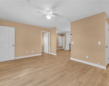 2867 Stardust Avenue - Photo Thumbnail 5