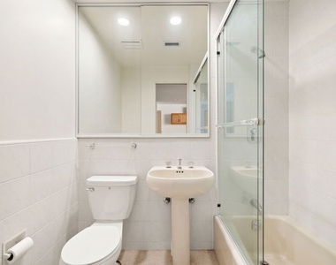 590 N Tigertail Road - Photo Thumbnail 9