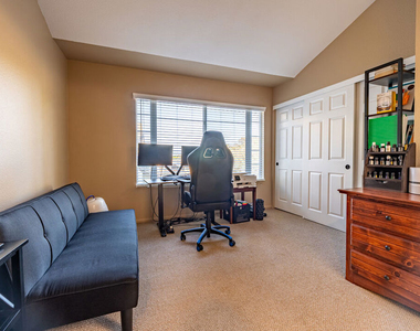 4600 Don Lorenzo Drive - Photo Thumbnail 11