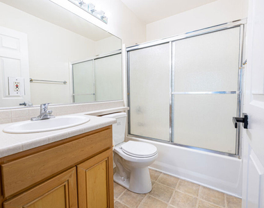 4600 Don Lorenzo Drive - Photo Thumbnail 13