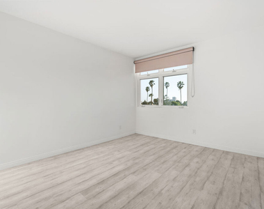 900 Euclid Street - Photo Thumbnail 13