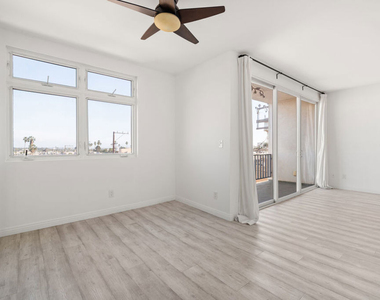 900 Euclid Street - Photo Thumbnail 7