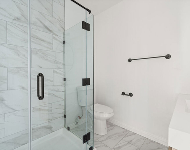 900 Euclid Street - Photo Thumbnail 14