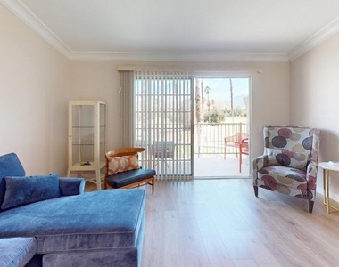505 S Farrell Drive - Photo Thumbnail 8