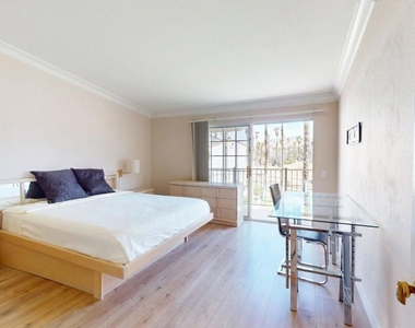 505 S Farrell Drive - Photo Thumbnail 14