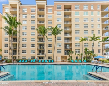 1803 N Flagler Drive - Photo Thumbnail 39