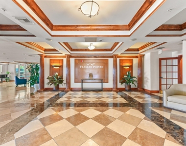 1803 N Flagler Drive - Photo Thumbnail 31