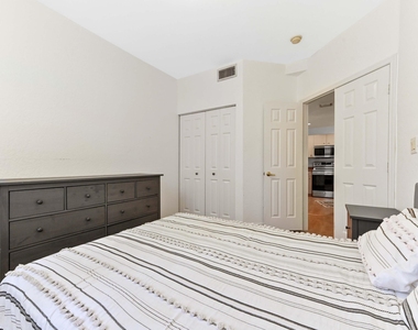 1803 N Flagler Drive - Photo Thumbnail 19