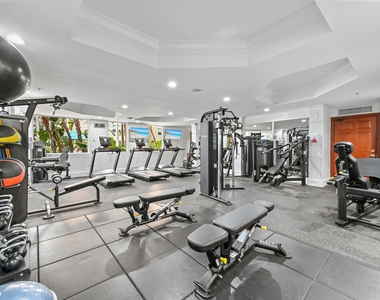 1803 N Flagler Drive - Photo Thumbnail 29