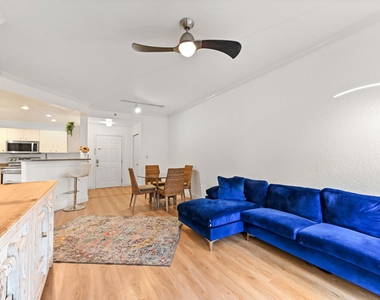 1803 N Flagler Drive - Photo Thumbnail 8
