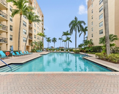 1803 N Flagler Drive - Photo Thumbnail 40