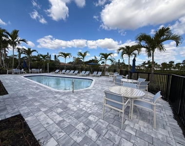 5759 Phoenix Palm Court - Photo Thumbnail 32