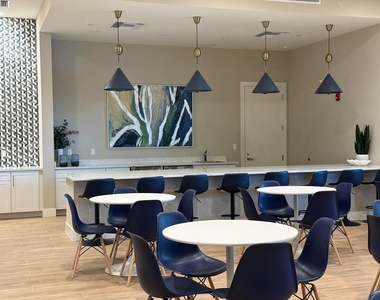 5759 Phoenix Palm Court - Photo Thumbnail 27