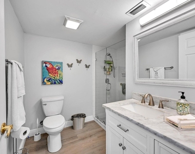 5759 Phoenix Palm Court - Photo Thumbnail 5