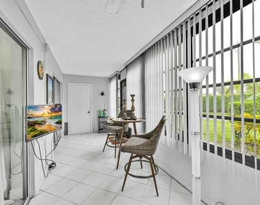 5759 Phoenix Palm Court - Photo Thumbnail 20