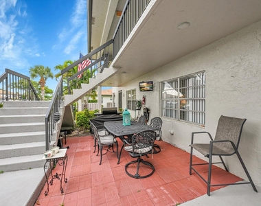 5759 Phoenix Palm Court - Photo Thumbnail 2