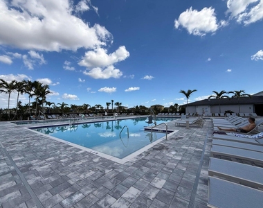 5759 Phoenix Palm Court - Photo Thumbnail 38
