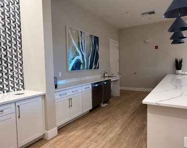 5759 Phoenix Palm Court - Photo Thumbnail 25