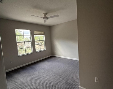 233 Evergrene Parkway - Photo Thumbnail 3