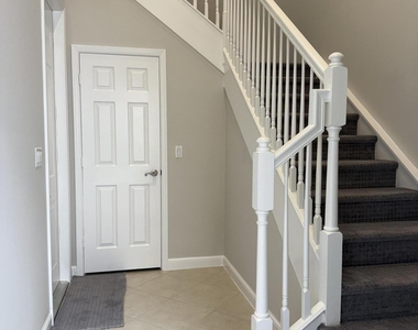233 Evergrene Parkway - Photo Thumbnail 4