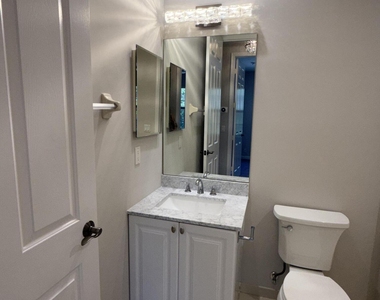 233 Evergrene Parkway - Photo Thumbnail 18