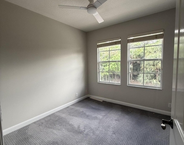 233 Evergrene Parkway - Photo Thumbnail 9