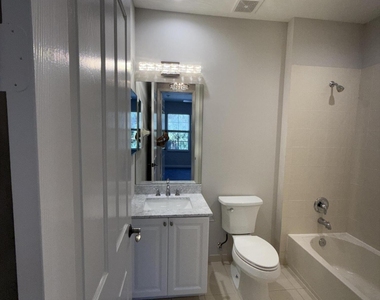 233 Evergrene Parkway - Photo Thumbnail 32