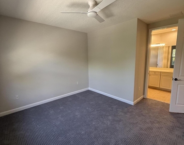 233 Evergrene Parkway - Photo Thumbnail 15