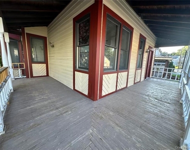 118 W Main Street - Photo Thumbnail 15