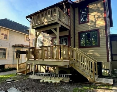 118 W Main Street - Photo Thumbnail 14