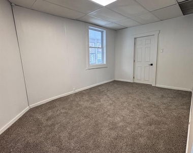 20 Sycamore Street - Photo Thumbnail 16