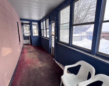 20 Sycamore Street - Photo Thumbnail 2