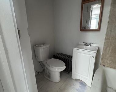 20 Sycamore Street - Photo Thumbnail 11