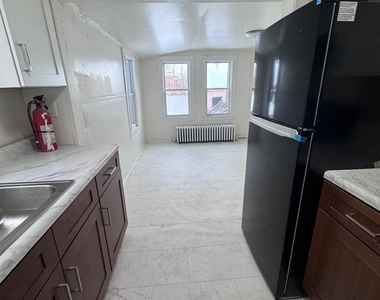 20 Sycamore Street - Photo Thumbnail 10