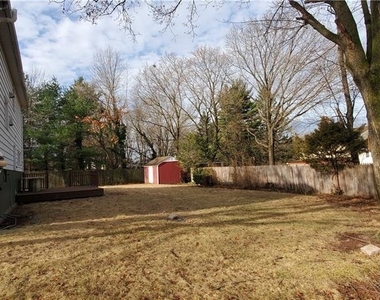 40 Beverly Avenue - Photo Thumbnail 21