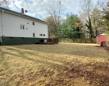 40 Beverly Avenue - Photo Thumbnail 23