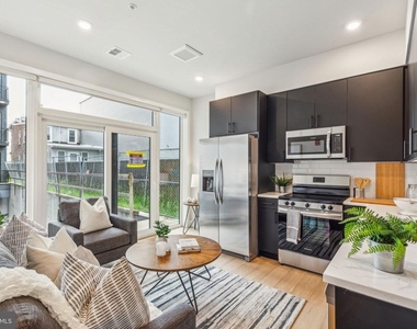 6910 Ridge Avenue - Photo Thumbnail 3