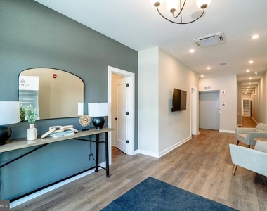 5904 Germantown Avenue - Photo Thumbnail 18