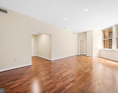 1600-18 Arch Street - Photo Thumbnail 9