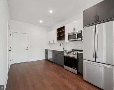 501 Washington Lane - Photo Thumbnail 14