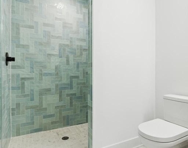 501 Washington Lane - Photo Thumbnail 9