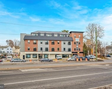 501 Washington Lane - Photo Thumbnail 11
