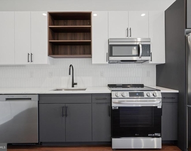 501 Washington Lane - Photo Thumbnail 15
