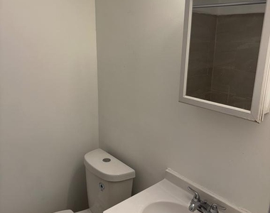 1203 Edgehill Road - Photo Thumbnail 8