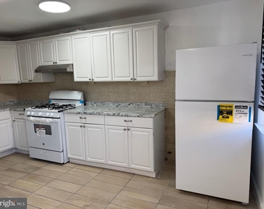 1203 Edgehill Road - Photo Thumbnail 2