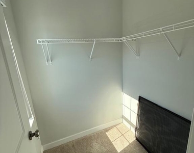 620 Leigh Way - Photo Thumbnail 3