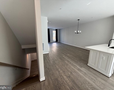 620 Leigh Way - Photo Thumbnail 25
