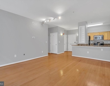 7923 Eastern Avenue - Photo Thumbnail 11