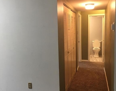 734 Quince Orchard Boulevard - Photo Thumbnail 6