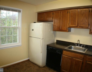734 Quince Orchard Boulevard - Photo Thumbnail 13